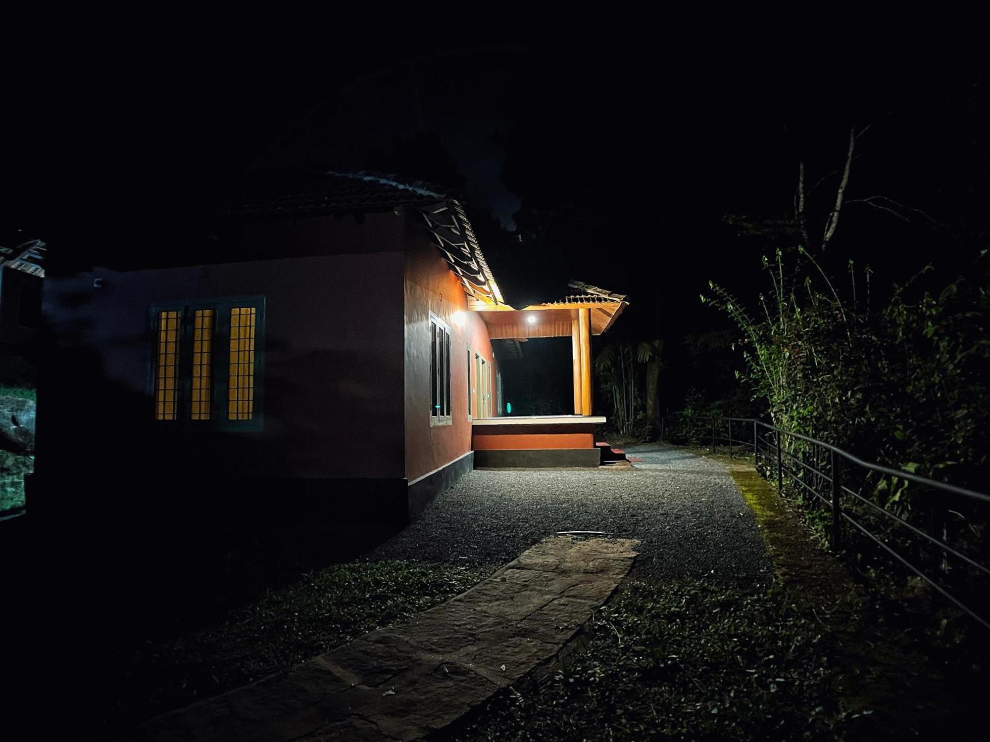 Mahout Resort Wayanad - An Experiential Jungle Stay With Waterfall Kalpetta Exteriör bild
