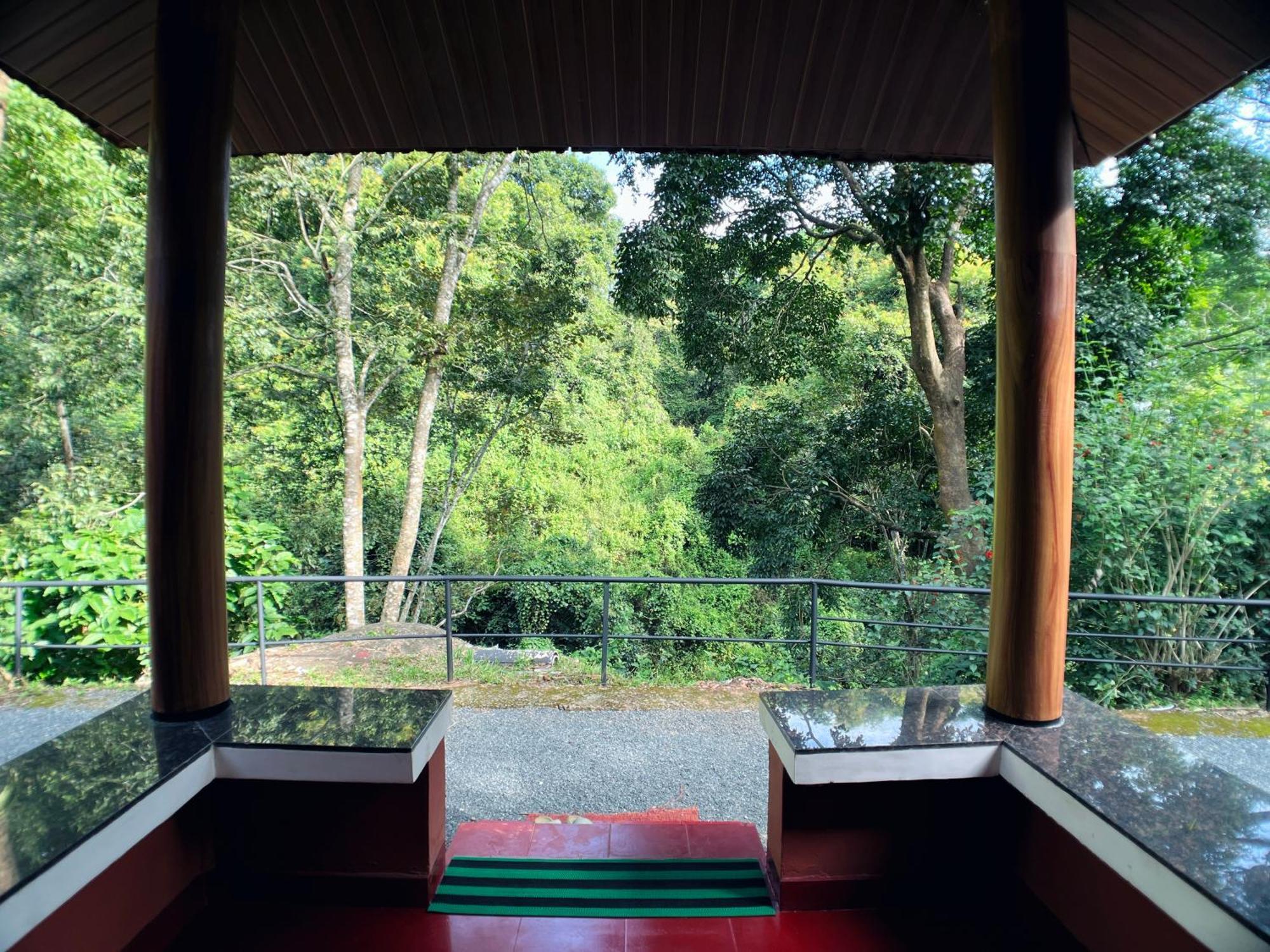 Mahout Resort Wayanad - An Experiential Jungle Stay With Waterfall Kalpetta Exteriör bild